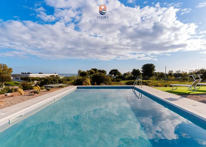 La Primula By Vivimy Torre Pali