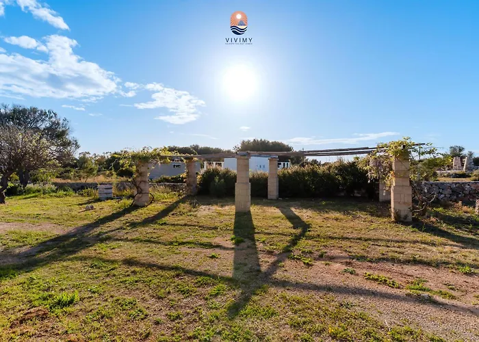 La Primula By Vivimy Torre Pali